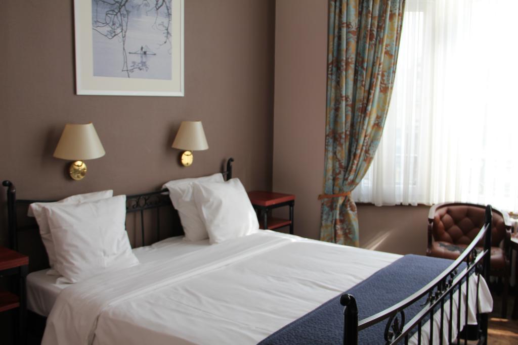 Hotel Antwerp Billard Palace Экстерьер фото